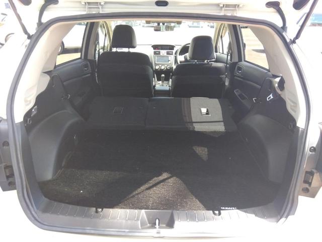 2.0i-Sアイサイト【4WD】【横浜仕入】【禁煙車】 【Bluetoothオーディオ地デジSDナビ】【車線逸脱警報】【追従クルコン】 ドラレコ 電動ハーフレザーシート HIDオートライト スマートキー ETC バックカメラ パドルシフト オートAC(30枚目)