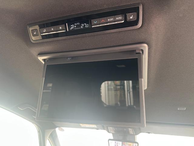 ヴォクシー Ｓ－Ｚ【衝突軽減＆車線逸脱警報】【１４型後席モニター】禁煙車　【純正１０型ナビ／地デジ／ＢＴ再生／全方位カメラ】【追従クルコン】【両側電動ドア】ヒーター付ハーフレザー　ＥＴＣ２．０　デジタルインナーミラー　パークアシスト　ＢＳＭ　電動パーキング　ワイパー熱線（5枚目）