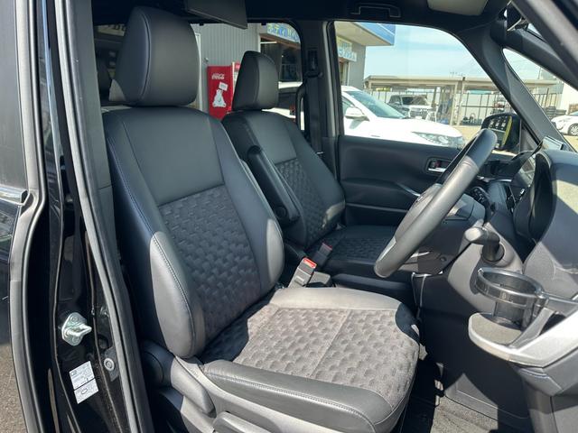 ヴォクシー Ｓ－Ｚ【衝突軽減＆車線逸脱警報】【１４型後席モニター】禁煙車　【純正１０型ナビ／地デジ／ＢＴ再生／全方位カメラ】【追従クルコン】【両側電動ドア】ヒーター付ハーフレザー　ＥＴＣ２．０　デジタルインナーミラー　パークアシスト　ＢＳＭ　電動パーキング　ワイパー熱線（22枚目）