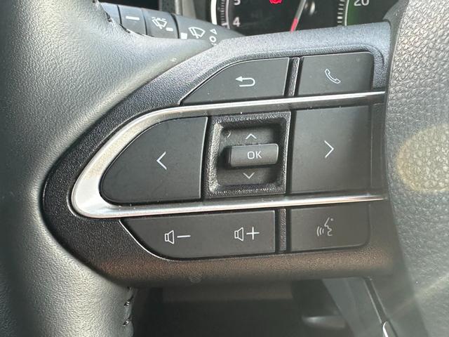 ヴォクシー Ｓ－Ｚ【衝突軽減＆車線逸脱警報】【１４型後席モニター】禁煙車　【純正１０型ナビ／地デジ／ＢＴ再生／全方位カメラ】【追従クルコン】【両側電動ドア】ヒーター付ハーフレザー　ＥＴＣ２．０　デジタルインナーミラー　パークアシスト　ＢＳＭ　電動パーキング　ワイパー熱線（37枚目）