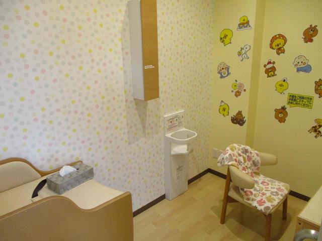 ヴォクシー Ｓ－Ｚ【衝突軽減＆車線逸脱警報】【１４型後席モニター】禁煙車　【純正１０型ナビ／地デジ／ＢＴ再生／全方位カメラ】【追従クルコン】【両側電動ドア】ヒーター付ハーフレザー　ＥＴＣ２．０　デジタルインナーミラー　パークアシスト　ＢＳＭ　電動パーキング　ワイパー熱線（73枚目）