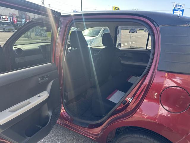 パッソ モーダ　Ｓ【禁煙／神奈川県仕入】【衝突軽減／車線逸脱警報】　【純正ナビ／ＢＬＵＥＴＯＯＴＨオーデイオ／ＣＤ／ワンセグ】【ＬＥＤヘッドライト】【スマートキー／プッシュスタート】【オートエアコン】【横滑り防止装置】（22枚目）