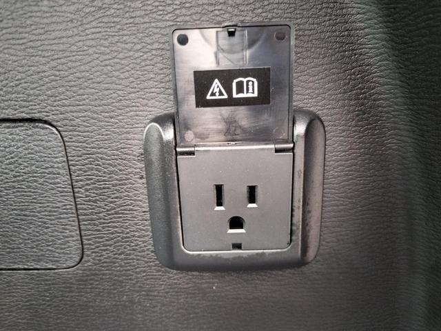 アウトランダーPHEV P【禁煙】【充電ケーブル】【サンルーフ】【置くだけ充電器】 【BOSEスピーカー】【全方位カメラ】【9型純正ナビ/BT接続/フルセグ】【衝突軽減/車線逸脱/BSM/追従クルコン】【電動リアゲート】【ハンドルヒーター/前後シートヒーター】【リフレッシュ機能付】(17枚目)