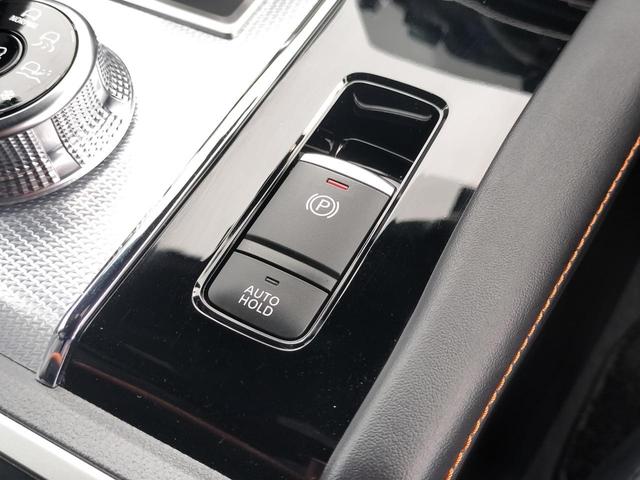 アウトランダーPHEV P【禁煙】【充電ケーブル】【サンルーフ】【置くだけ充電器】 【BOSEスピーカー】【全方位カメラ】【9型純正ナビ/BT接続/フルセグ】【衝突軽減/車線逸脱/BSM/追従クルコン】【電動リアゲート】【ハンドルヒーター/前後シートヒーター】【リフレッシュ機能付】(20枚目)