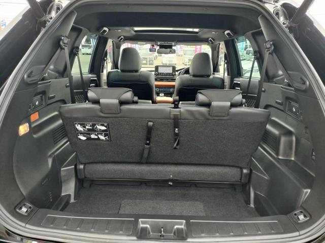 アウトランダーPHEV P【禁煙】【充電ケーブル】【サンルーフ】【置くだけ充電器】 【BOSEスピーカー】【全方位カメラ】【9型純正ナビ/BT接続/フルセグ】【衝突軽減/車線逸脱/BSM/追従クルコン】【電動リアゲート】【ハンドルヒーター/前後シートヒーター】【リフレッシュ機能付】(46枚目)