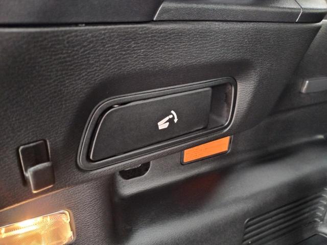 アウトランダーPHEV P【禁煙】【充電ケーブル】【サンルーフ】【置くだけ充電器】 【BOSEスピーカー】【全方位カメラ】【9型純正ナビ/BT接続/フルセグ】【衝突軽減/車線逸脱/BSM/追従クルコン】【電動リアゲート】【ハンドルヒーター/前後シートヒーター】【リフレッシュ機能付】(48枚目)