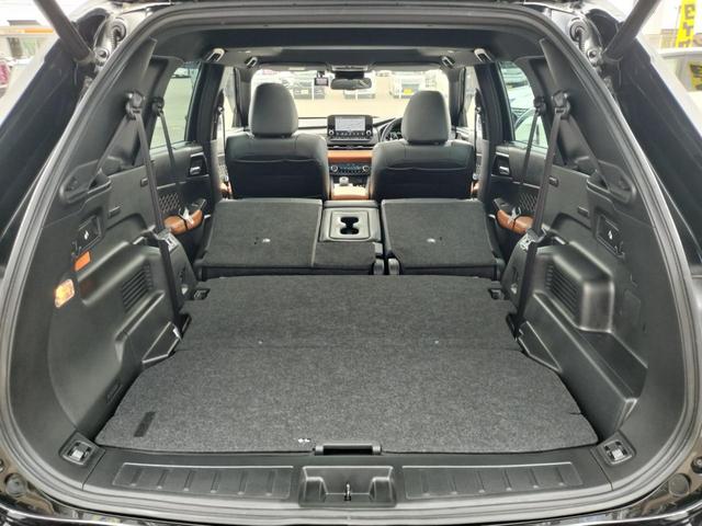 アウトランダーPHEV P【禁煙】【充電ケーブル】【サンルーフ】【置くだけ充電器】 【BOSEスピーカー】【全方位カメラ】【9型純正ナビ/BT接続/フルセグ】【衝突軽減/車線逸脱/BSM/追従クルコン】【電動リアゲート】【ハンドルヒーター/前後シートヒーター】【リフレッシュ機能付】(49枚目)