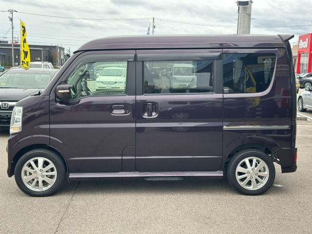 エブリイワゴン ＰＺターボスペシャル【４ＷＤ／禁煙／タイミングチェーン】　【衝突軽減】【後席モニター】【ＳＤナビ／ＢＬＵＥＴＯＯＴＨオーデイオ／ＤＶＤ再生／フルセグ／バックカメラ】【両側自動ドア】【オートステップ】【シートヒーター】【ＨＩＤライト／フォグ】（16枚目）