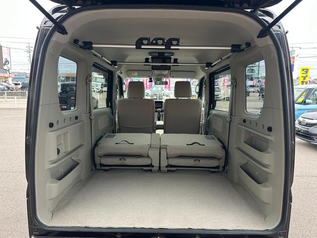 エブリイワゴン ＰＺターボスペシャル【４ＷＤ／禁煙／タイミングチェーン】　【衝突軽減】【後席モニター】【ＳＤナビ／ＢＬＵＥＴＯＯＴＨオーデイオ／ＤＶＤ再生／フルセグ／バックカメラ】【両側自動ドア】【オートステップ】【シートヒーター】【ＨＩＤライト／フォグ】（27枚目）