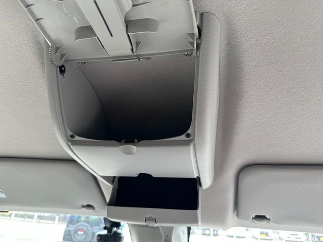 エブリイワゴン ＰＺターボスペシャル【４ＷＤ／禁煙／タイミングチェーン】　【衝突軽減】【後席モニター】【ＳＤナビ／ＢＬＵＥＴＯＯＴＨオーデイオ／ＤＶＤ再生／フルセグ／バックカメラ】【両側自動ドア】【オートステップ】【シートヒーター】【ＨＩＤライト／フォグ】（38枚目）