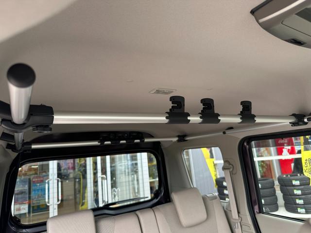 エブリイワゴン ＰＺターボスペシャル【４ＷＤ／禁煙／タイミングチェーン】　【衝突軽減】【後席モニター】【ＳＤナビ／ＢＬＵＥＴＯＯＴＨオーデイオ／ＤＶＤ再生／フルセグ／バックカメラ】【両側自動ドア】【オートステップ】【シートヒーター】【ＨＩＤライト／フォグ】（39枚目）