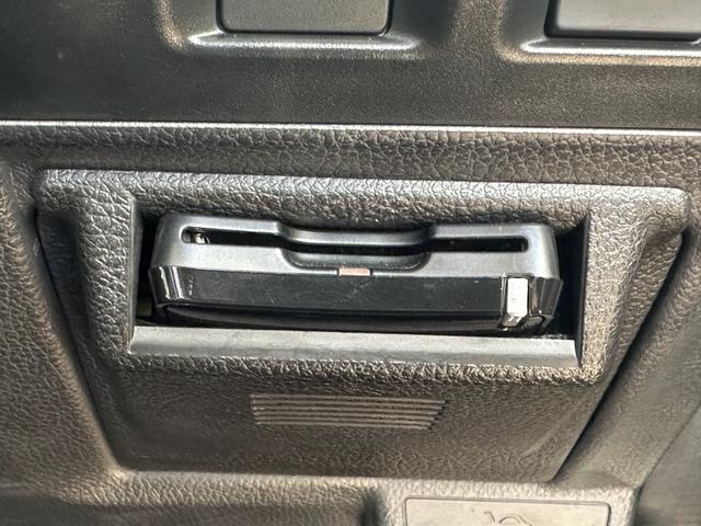 インプレッサスポーツ 1.6i-Sアイサイト【4WD/禁煙】【愛知県仕入】 【寒冷地仕様】【衝突軽減/車線逸脱警報/レーダークルコン】【メモリーナビ/BLUETOOTHオーデイオ/DVD再生/フルセグ/バックカメラ】【スマートキー/プッシュスタート】【パドルシフト】【ETC】(7枚目)