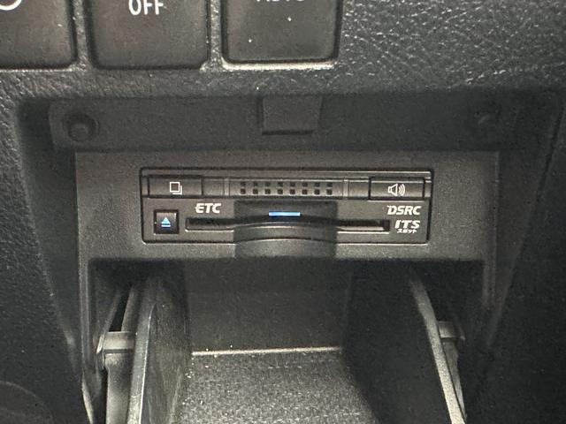 アルファードハイブリッド エグゼクティブラウンジ【愛知県仕入/禁煙】【衝突軽減】 【ツインサンルーフ】【全方位カメラ】【9型純正ナビ/DVD再生/BTオーデイオ/USB】【13.3型後席モニター】【両側自動ドア】【電動リアゲート】【追従クルコン/コーナーセンサー】【ETC】(38枚目)