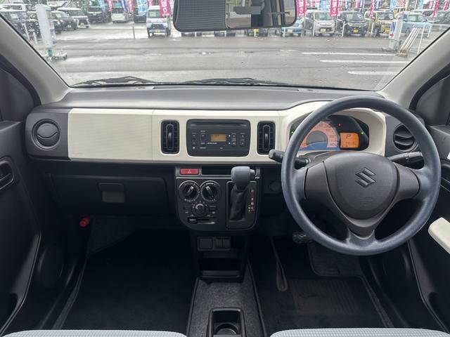 アルト F【福岡県仕入/禁煙】【純正CDオーデイオ/AUX】 【R5年製造ダンロップオールシーズンタイヤ】【横滑り防止装置】【ヘッドライトレベライザー】【UVカットガラス】【盗難防止装置】(3枚目)