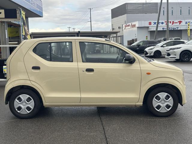 アルト F【福岡県仕入/禁煙】【純正CDオーデイオ/AUX】 【R5年製造ダンロップオールシーズンタイヤ】【横滑り防止装置】【ヘッドライトレベライザー】【UVカットガラス】【盗難防止装置】(38枚目)