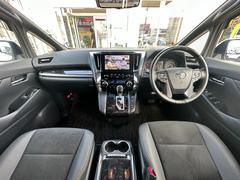 アルファード ２．５Ｓ　タイプゴールド【後期型】【特別仕様車】【神戸仕入】　【衝突軽減】【２０２０年製トーヨータイヤ】【サンルーフ】【９型ディスプレイナビ＆１２型後席モニター】　デジタルインナーミラー　両側電動ドア＆電動リアゲート 1157624A30230918W004 3