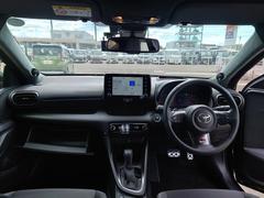 【車線逸脱警報】【２０２３年製タイヤ＆冬タイヤセット】【純正メモリーナビ／ＢＴ再生／バックカメラ】【追従クルコン】【ＬＥＤオートライト】ＢＳＭ　コーナーセンサー　ＥＴＣ　電動パーキング　パドルシフト 3