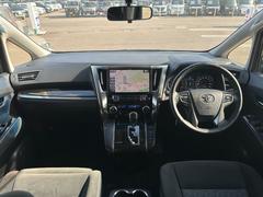 プロの専門業者によるルームクリーニングを実施しています！☆室内の細かい所からエンジンルームまでキレイになった状態でお渡しいたします♪プロの専門業者によるルームクリーニングを実施しています！ 3