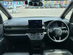 【車線逸脱警報】【純正１１型ナビ／地デジ／ＢＴ再生／全方位カメラ】【後席モニター】【純正ドラレコ】両側電動ドア　追従クルコン　ヒーター付ハーフレザー　ＬＥＤオートライト　ＢＳＭ　電動リアゲート 3