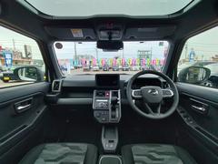 【衝突軽減＆車線逸脱警報】【サンルーフ】【新品ＳＤナビ／地デジ／ＢＴ再生／全方位カメラ】【オートハイビーム付ＬＥＤオートライト】追従クルコン　シートヒーター　ルーフレール　電子パーキング　スマートキー 3