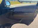 運転席ドアです。パワーウィンドウの開閉速度もなかなか早いです。