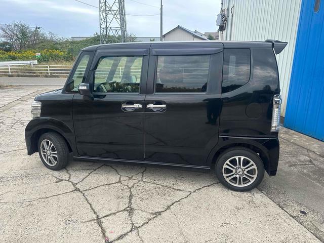 当店のお車をご覧いただきましてありがとうございます。お車についてのご質問やお見積りのご依頼、ご購入にあたってのご相談などお気軽にお問い合わせ下さい!