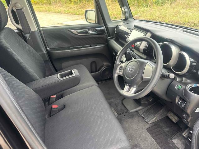 当店のお車をご覧いただきましてありがとうございます。お車についてのご質問やお見積りのご依頼、ご購入にあたってのご相談などお気軽にお問い合わせ下さい!