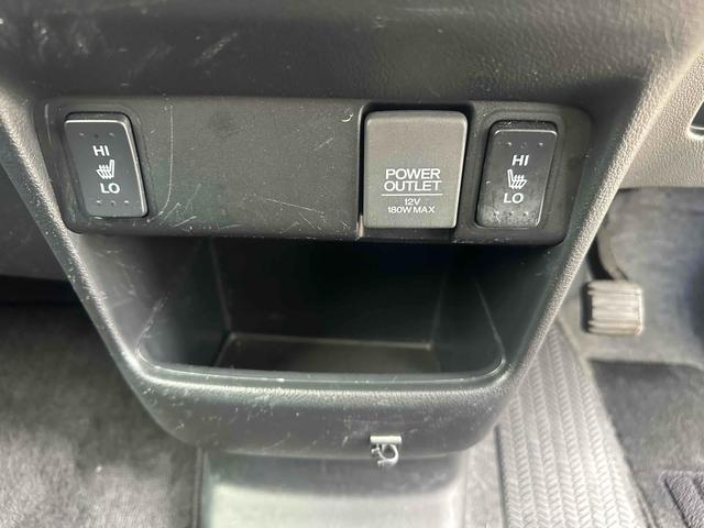 この度は当店のお車をご覧になっていただき、誠にありがとうございます。じっくり現車確認して頂けるよう、ご準備を致します!