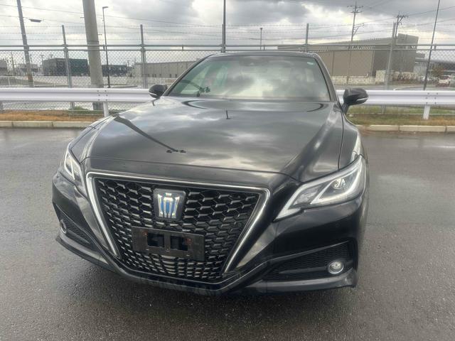 クラウンハイブリッド Ｓ　Ｃパッケージ　Ｆｏｕｒ　４ＷＤ　メーカーナビ　ＴＶ　パワーシート　ステア＆シートヒーター　クリアランスソナー　ＬＴＡ　レーダークルーズ　トヨタセーフティセンス　バックカメラ　アルミホイール　オートハイビーム　ＬＥＤヘッド（12枚目）