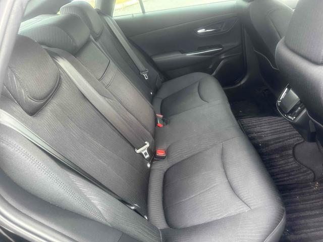 クラウンハイブリッド Ｓ　Ｃパッケージ　Ｆｏｕｒ　４ＷＤ　メーカーナビ　ＴＶ　パワーシート　ステア＆シートヒーター　クリアランスソナー　ＬＴＡ　レーダークルーズ　トヨタセーフティセンス　バックカメラ　アルミホイール　オートハイビーム　ＬＥＤヘッド（29枚目）