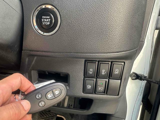 スペーシアカスタム Ｊスタイル　レーダーブレーキサポート専用インテリア　純正１５インチＡＷ　左右シートヒーター　両側パワスラ　ナビ　オートライト　ＨＩＤ　スマートキー　アイスト　エネチャージ　　シートヒーター　ベンチシート　　ＥＳＣ（9枚目）