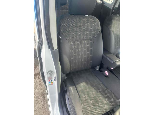 スペーシアカスタム Ｊスタイル　レーダーブレーキサポート専用インテリア　純正１５インチＡＷ　左右シートヒーター　両側パワスラ　ナビ　オートライト　ＨＩＤ　スマートキー　アイスト　エネチャージ　　シートヒーター　ベンチシート　　ＥＳＣ（11枚目）