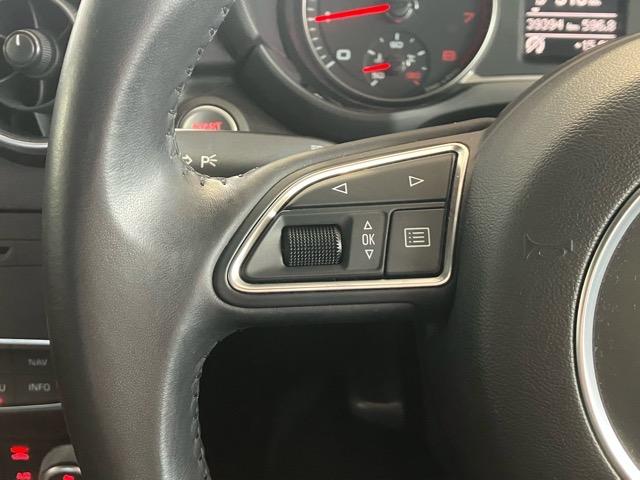 Ａ１スポーツバック １．４ＴＦＳＩ　ツートーン　ＭＭＩ地デジナビ　Ｂｌｕｅｔｏｏｔｈ接続　グレイシアホワイトメタリック／デイトナグレーパールツートーン　ターボ　ＥＴＣ　スマートキー　オートライト　ＣＤ／ＤＶＤ再生（18枚目）