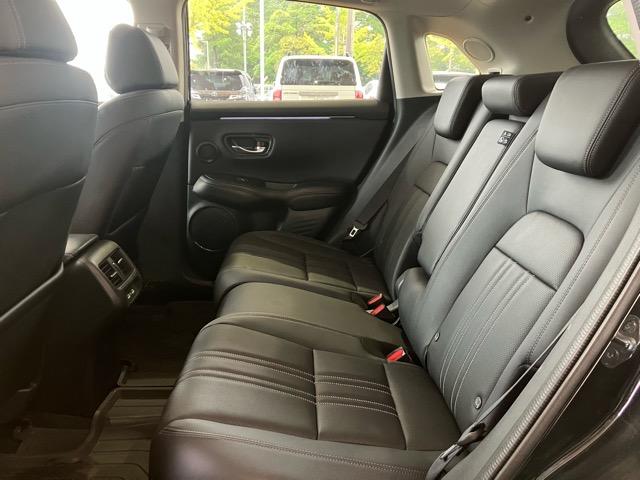 ZR-V e:HEV Z 純正9型地デジナビ 全方位モニター BOSE 黒レザーシート ホンダセンシング ACC BSM シートヒーター ステアリングヒーター パワーバックドア メモリー機能付パワーシート ワイヤレス充電(9枚目)
