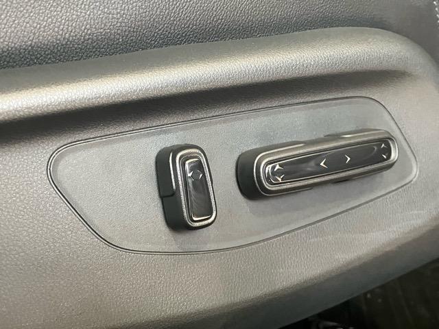 ZR-V e:HEV Z 純正9型地デジナビ 全方位モニター BOSE 黒レザーシート ホンダセンシング ACC BSM シートヒーター ステアリングヒーター パワーバックドア メモリー機能付パワーシート ワイヤレス充電(26枚目)