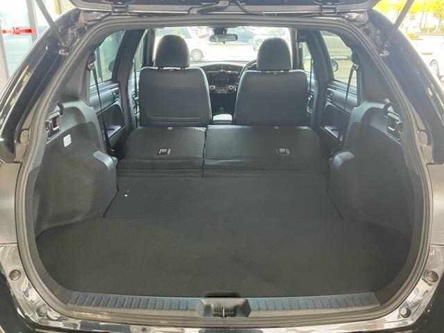 カローラフィールダー ハイブリッドG ダブルバイビー イクリプス地デジSDナビ バックカメラ クルーズコントロール 衝突軽減ブレーキ レーンキープアシスト ETC ハーフ合皮シート ルーフレール LEDヘッドライト スマートキー(12枚目)