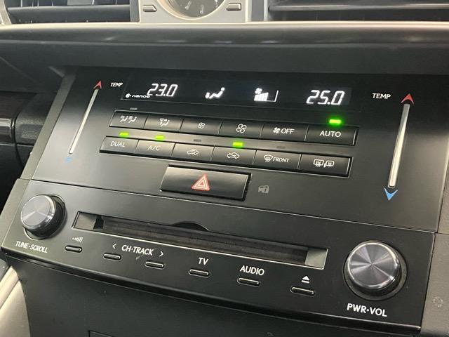 ＩＳ ＩＳ３５０　バージョンＬ　純正地デジナビ　黒レザーシート　Ｂカメラ　シートヒーター　ベンチレーション　メモリー機能付パワーシート　パドルシフト　ＥＴＣ　ＨＩＤヘッドライト　ステアリングスイッチ　Ｗｅｄｓ　Ｓｐｏｒｔ１８ＡＷ（16枚目）