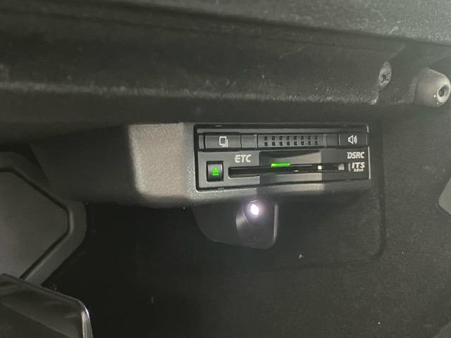 ＩＳ ＩＳ３５０　バージョンＬ　純正地デジナビ　黒レザーシート　Ｂカメラ　シートヒーター　ベンチレーション　メモリー機能付パワーシート　パドルシフト　ＥＴＣ　ＨＩＤヘッドライト　ステアリングスイッチ　Ｗｅｄｓ　Ｓｐｏｒｔ１８ＡＷ（23枚目）