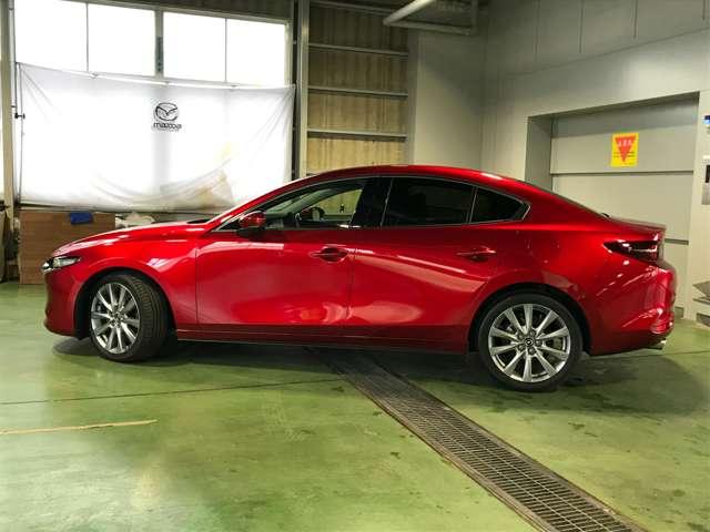 マツダ ＭＡＺＤＡ３セダン