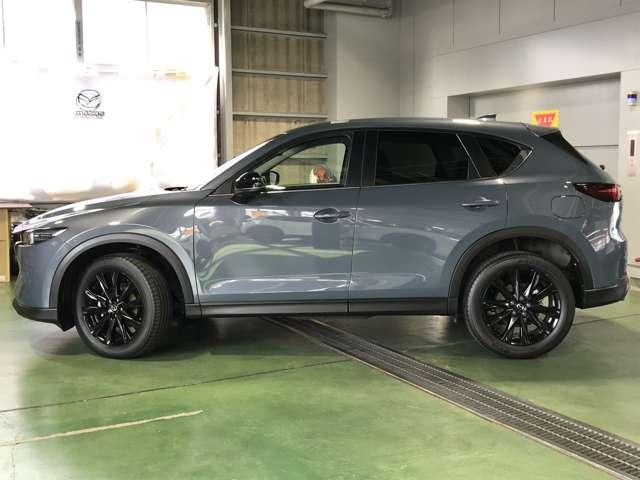 CX-5 2.2 XD ブラック セレクション ディーゼルターボ MTモード付 衝突軽減ブレーキ シートヒーター LEDヘッドライト アダプティブクルーズコントロール アラウンドカメラ キーフリー バックカメラ 電動シート(5枚目)