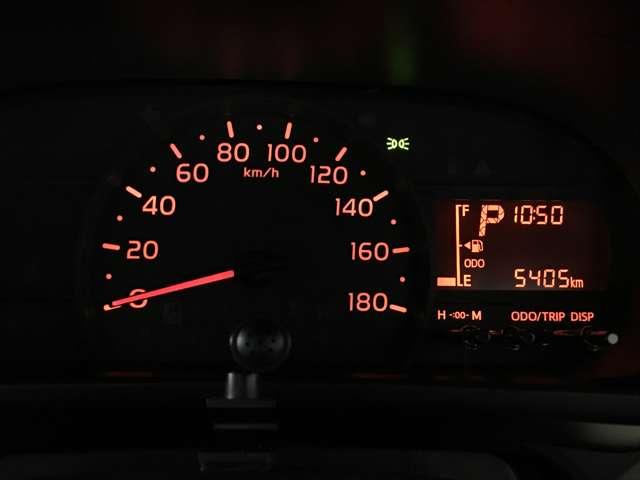 パッソ 1.0 X 盗難防止装置付 Bガイドモニター デュアルエアバッグ i-stop エアコン 盗難防止装置 ABS 横滑り防止機能 キーフリーシステム メモリナビ 衝突回避支援ブレーキ パワーウィンドウ スマートキー(8枚目)