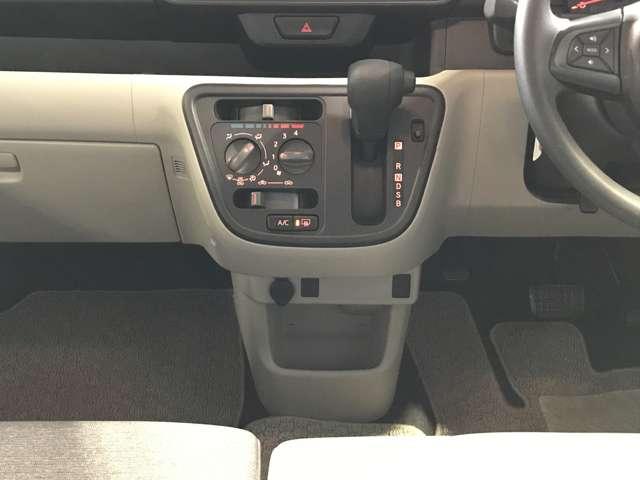 パッソ 1.0 X 盗難防止装置付 Bガイドモニター デュアルエアバッグ i-stop エアコン 盗難防止装置 ABS 横滑り防止機能 キーフリーシステム メモリナビ 衝突回避支援ブレーキ パワーウィンドウ スマートキー(12枚目)