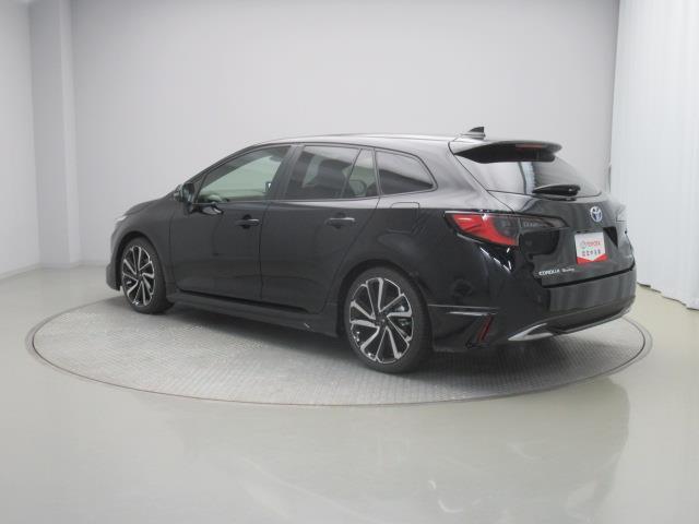 カローラツーリング ハイブリッド　ダブルバイビー　４ＷＤ　メモリーナビ　ＤＶＤ再生　ミュージックプレイヤー接続可　バックカメラ　衝突被害軽減システム　ＥＴＣ　ドラレコ　ＬＥＤヘッドランプ　フルエアロ（4枚目）