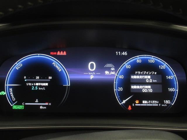 カローラツーリング ハイブリッド　ダブルバイビー　４ＷＤ　メモリーナビ　ＤＶＤ再生　ミュージックプレイヤー接続可　バックカメラ　衝突被害軽減システム　ＥＴＣ　ドラレコ　ＬＥＤヘッドランプ　フルエアロ（16枚目）