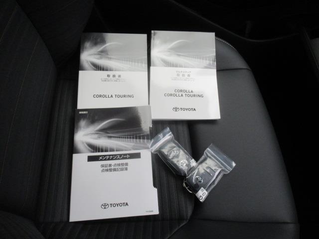 カローラツーリング ハイブリッド　ダブルバイビー　４ＷＤ　メモリーナビ　ＤＶＤ再生　ミュージックプレイヤー接続可　バックカメラ　衝突被害軽減システム　ＥＴＣ　ドラレコ　ＬＥＤヘッドランプ　フルエアロ（29枚目）