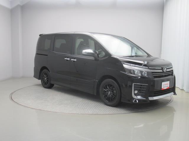 ヴォクシー ＺＳ　煌ＩＩ　フルセグ　メモリーナビ　ＤＶＤ再生　ミュージックプレイヤー接続可　後席モニター　バックカメラ　衝突被害軽減システム　ＥＴＣ　両側電動スライド　ＬＥＤヘッドランプ　乗車定員７人　ワンオーナー（8枚目）