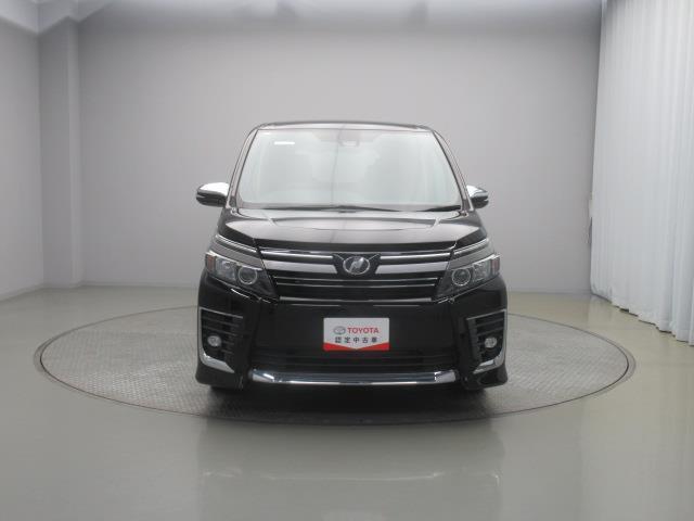 ヴォクシー ＺＳ　煌ＩＩ　フルセグ　メモリーナビ　ＤＶＤ再生　ミュージックプレイヤー接続可　後席モニター　バックカメラ　衝突被害軽減システム　ＥＴＣ　両側電動スライド　ＬＥＤヘッドランプ　乗車定員７人　ワンオーナー（9枚目）