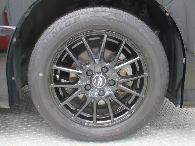 ヴォクシー ＺＳ　煌ＩＩ　フルセグ　メモリーナビ　ＤＶＤ再生　ミュージックプレイヤー接続可　後席モニター　バックカメラ　衝突被害軽減システム　ＥＴＣ　両側電動スライド　ＬＥＤヘッドランプ　乗車定員７人　ワンオーナー（27枚目）