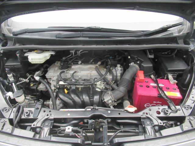 ヴォクシー ＺＳ　煌ＩＩ　フルセグ　メモリーナビ　ＤＶＤ再生　ミュージックプレイヤー接続可　後席モニター　バックカメラ　衝突被害軽減システム　ＥＴＣ　両側電動スライド　ＬＥＤヘッドランプ　乗車定員７人　ワンオーナー（28枚目）