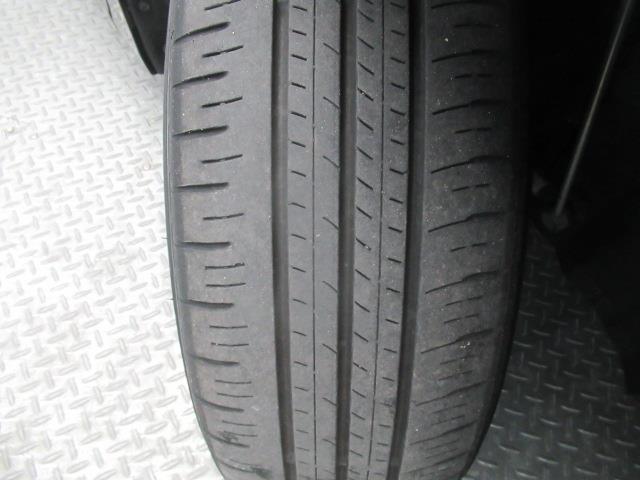 ノア ハイブリッドＺ　４ＷＤ　フルセグ　メモリーナビ　ＤＶＤ再生　ミュージックプレイヤー接続可　後席モニター　バックカメラ　衝突被害軽減システム　ＥＴＣ　ドラレコ　両側電動スライド　ＬＥＤヘッドランプ　乗車定員７人（35枚目）